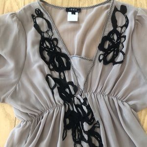 IDEA Womens Taupe & Black Sheer top size L New
